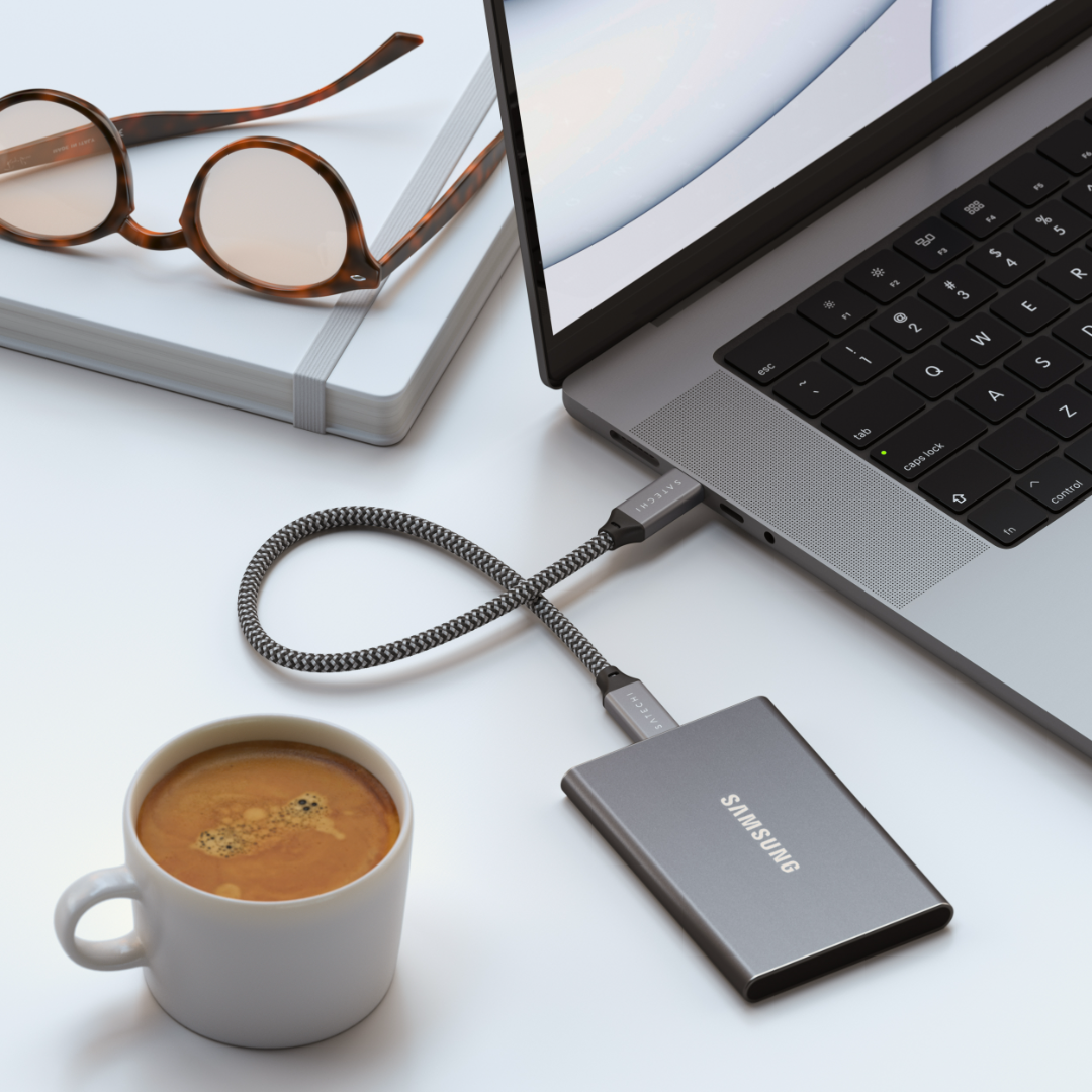 Satechi USB-4 C- C Kablo 25 cm Uzay Grisi ST-U4C25M - Görsel 4